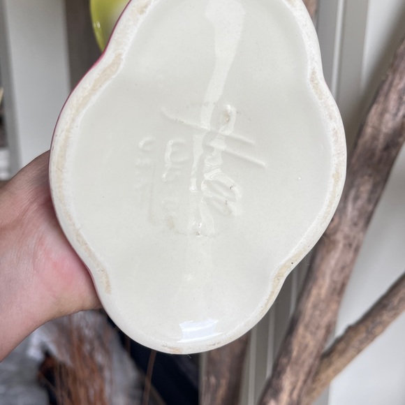 Hull pottery woodland double flower vase - Picture 12 of 12